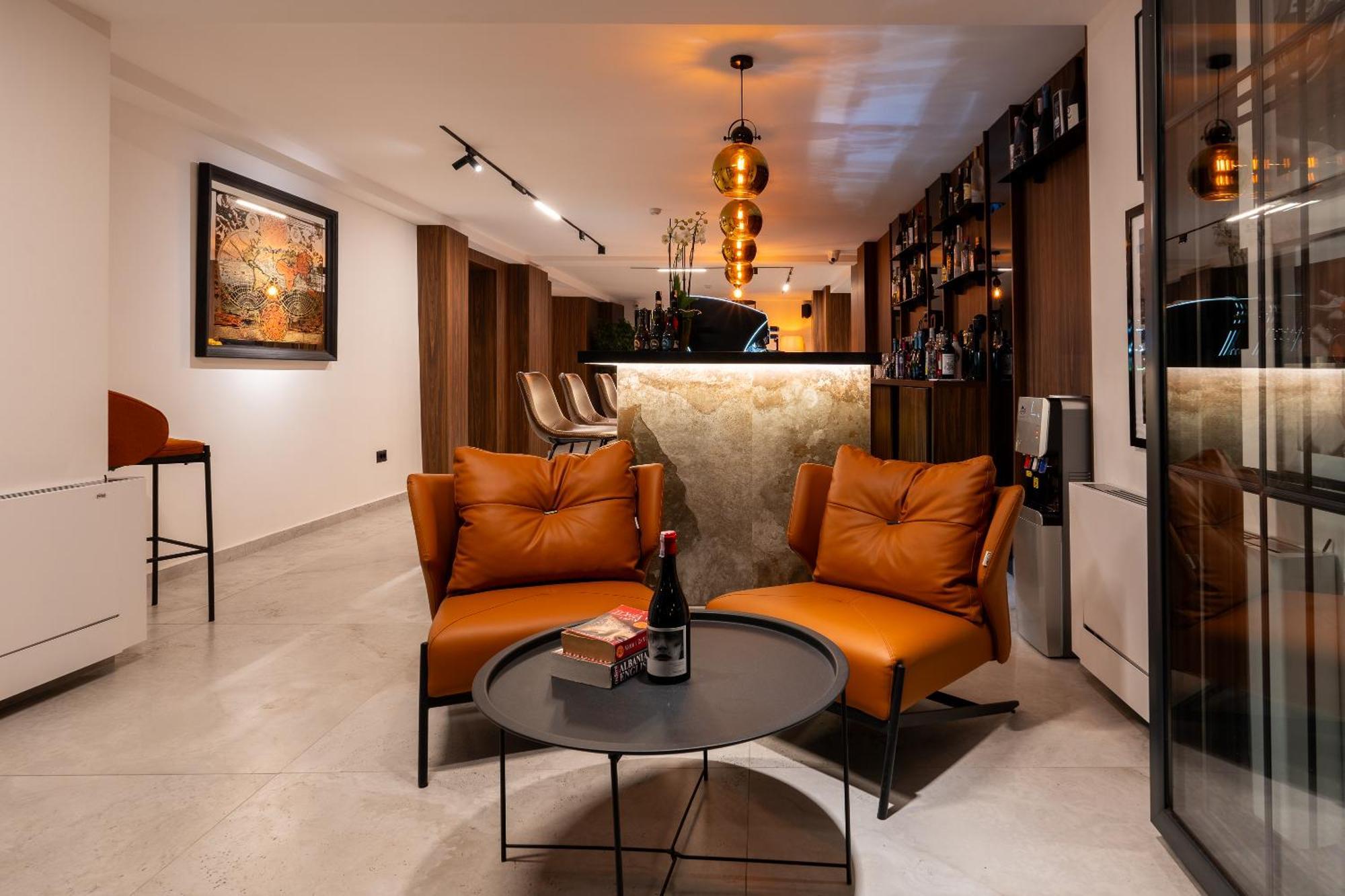 Ruby Hotel Prishtina Pristina Eksteriør bilde