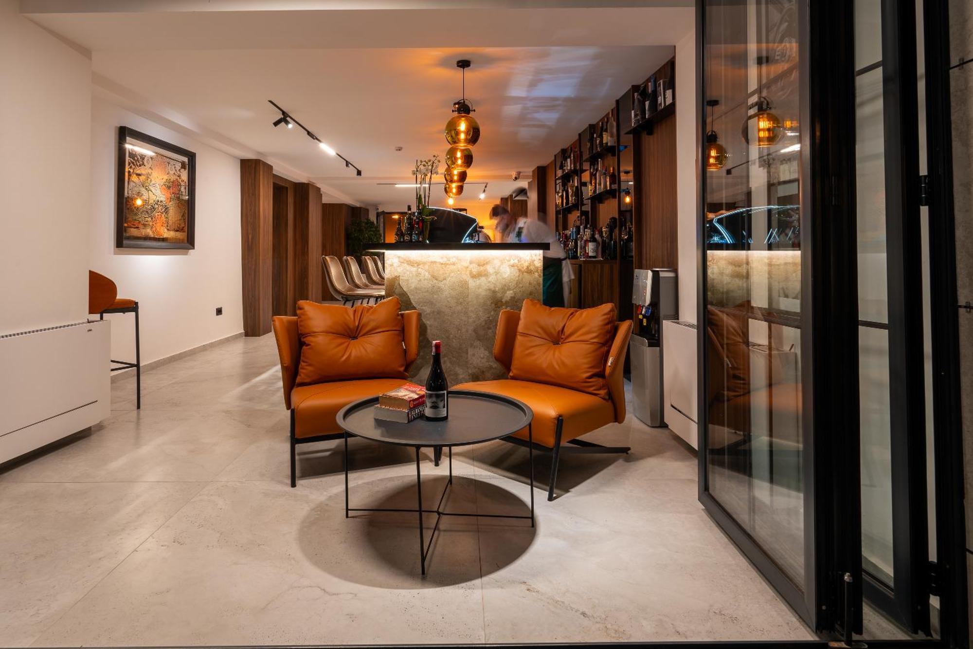 Ruby Hotel Prishtina Pristina Eksteriør bilde